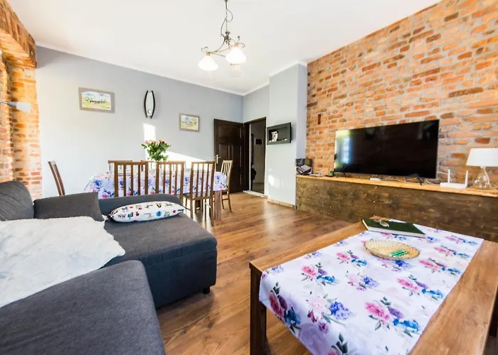 Apartamenty Izerskie - Ul. Wczasowa 8