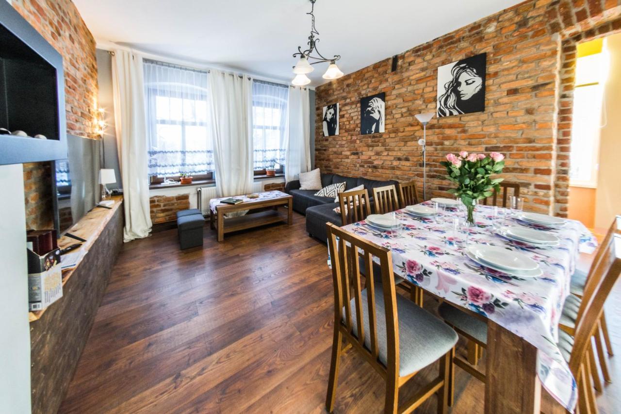 Apartment Izerskie - Ul. Wczasowa 8