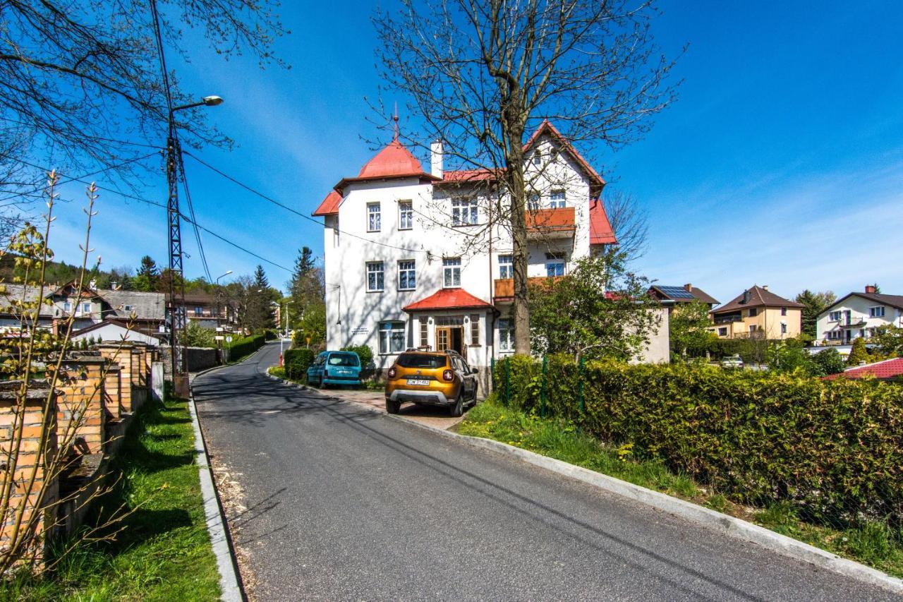 Apartment Izerskie - Ul. Wczasowa 8 *